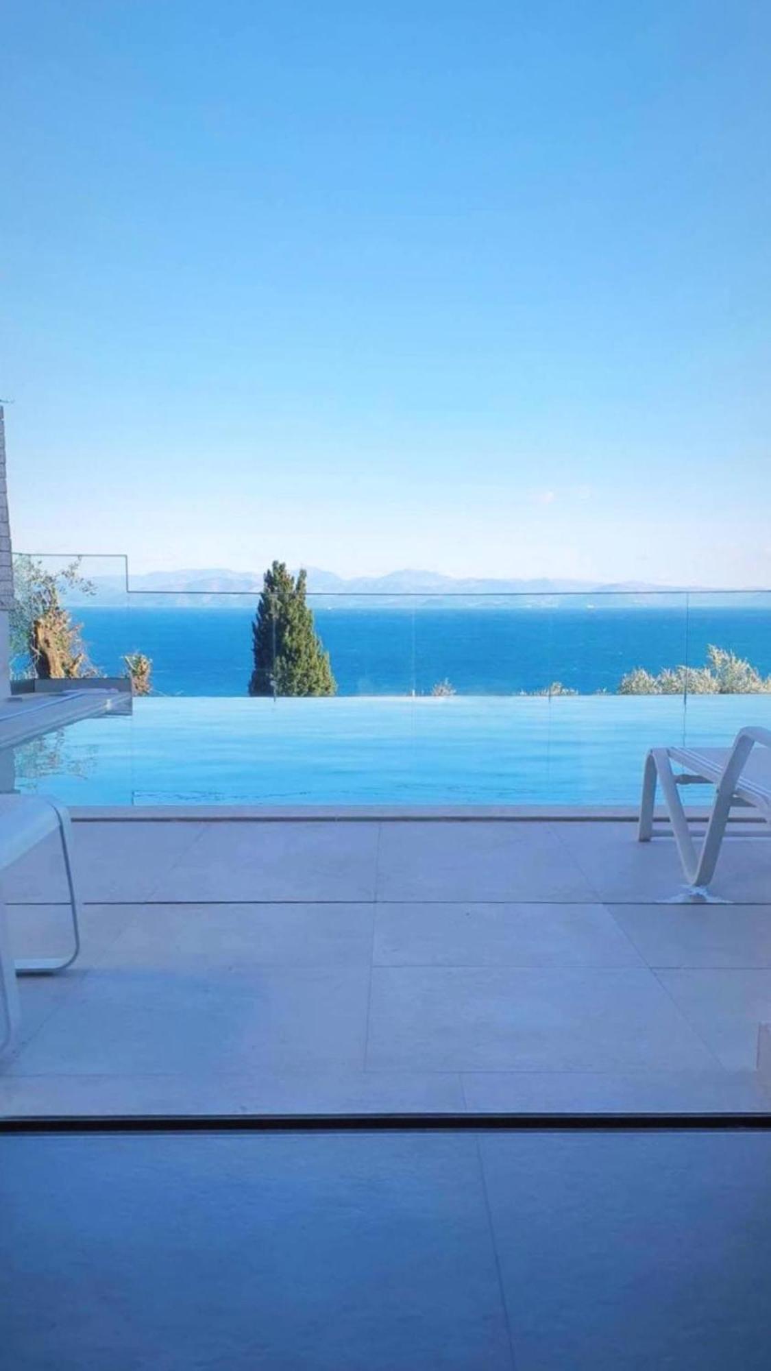Achillion Luxury Corfu Villa & Suites Perama  Buitenkant foto